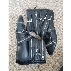 Black & Silver Zigi Zip Boots